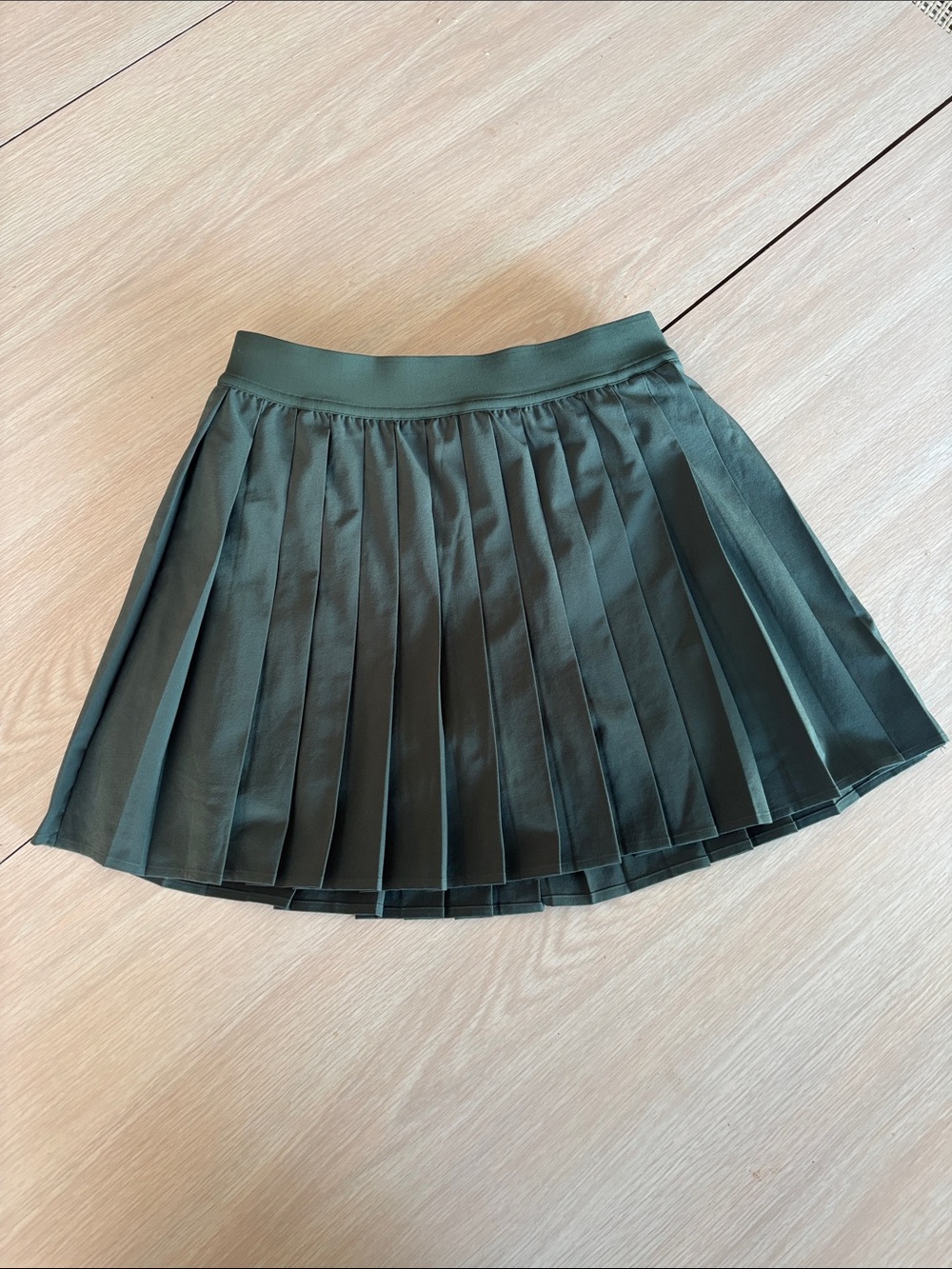 Lulu Pleated Green Women's Tennis Skirt